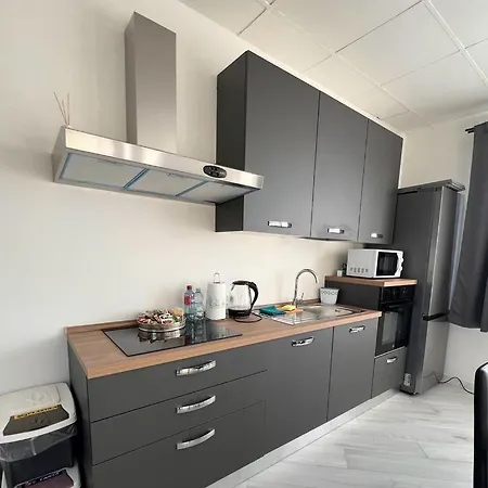 Arredato A 2km Da A4 - Desenzano Apartment *